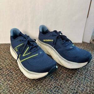 New Balance Men's Navy and Lime Athletic Shoes
